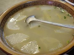 -富正毅三下锅·湘西韵味(天门山索道店)