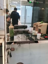 -罗亚帝造型·烫发染发