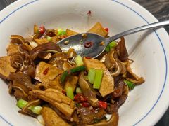 -湘力力小院·鱼汤泡饭(枫林路店)