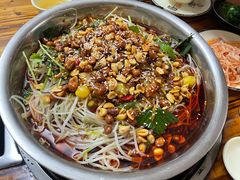 -周良天山牛杂城(天山路总店)