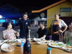 店内布置-胖大嫂渔家排档(半边山店)