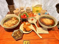 -裕兴记•蟹黄面馆(人民广场店)