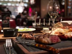 -恰餐厅及酒吧 CHAR Bar & Grill (北京丽都皇冠假日店)