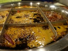 -邓莽子老火锅(中兴路总店)