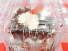 -红宝石·鲜奶小方·海派西点房(南丹店)