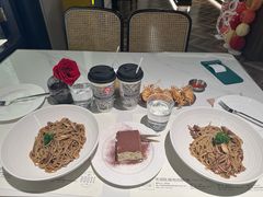 -静香HOUSE·全时段融合餐厅(七星欢乐颂店)