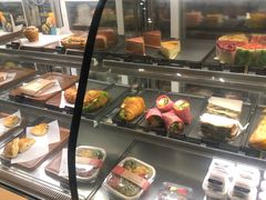 面包甜点陈列柜-星巴克(苏州泰华店)