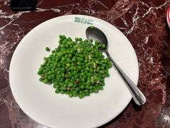 -新白鹿餐厅(湖滨银泰IN77C区店)