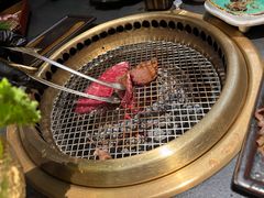 -铭牛烧肉·和牛海鲜自助(高新月牙湖店)