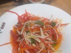 -咱屯子铁锅炖直营店(保利店)