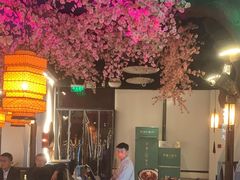 -荷塘秋月·本帮江浙菜(国权路店)