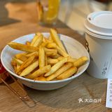 经三路上的复古格调越来越多啦，打卡网红西餐店毕萃BK