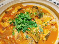 -魏铭鱼头捞饭(晋阳路店)