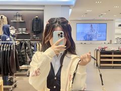 -百年港湾奥特莱斯(香炉礁店)