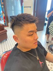 -贝勒爷专业男发