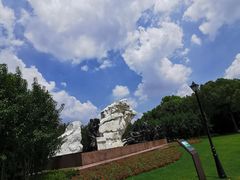 -上海市龙华烈士陵园