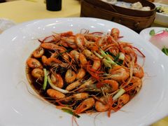 -山明水秀大饭店