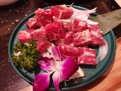 -韩烧牛中牛·甄选黑牛烤肉(黑金店)