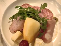 -WOLFGANG PUCK KITCHEN & BAR(迪士尼小镇店)