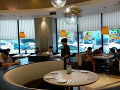 大堂-必胜客(湘隆店)