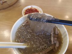 -佬钱湾仔(衣裳街店)