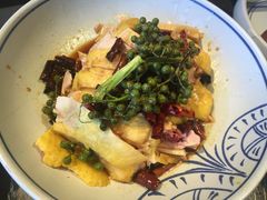 -云海肴·汽锅鸡·云南菜(天山百盛优客店)