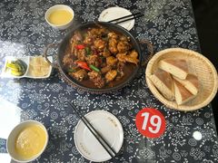 -八两八金·莱芜特色炒鸡(市南漳浦路店)