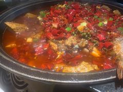 -吞鱼兽麻辣烤鱼(万达店)