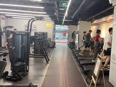 -乐刻运动健身(同曦假日百货店)