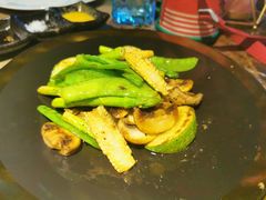 扒有机时蔬-觅福里•熟成和牛餐厅
