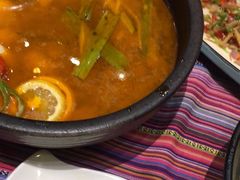 -香巴拉云南餐厅(华莱坞店)