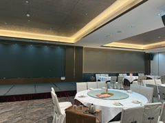 -东豪园林海鲜酒家(南港路辅路店)