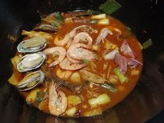 -锅来乐地锅鸡(安亭店)