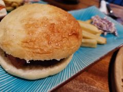 -蓝壁虎咖啡酒馆