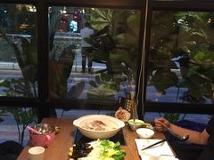 -拾味馆·浓鲜骨汤(光谷天地店)