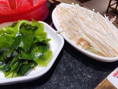 7秒海带苗-周师兄大刀腰片火锅(洪崖洞旗舰店)