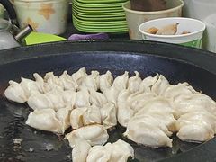 -锅贴王小吃(南大街店)