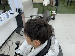 -尤司男士国潮理发馆