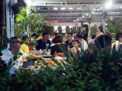 -亚龙湾8号(丁村万人海鲜广场店)