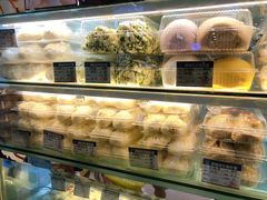 -白玉兰食品甜凤店(合生汇店)