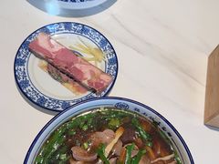 -镇南锅盖面馆(解放路店)