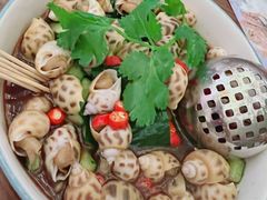 -何氏海产海鲜餐厅(体育中心店)