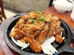 铁板酱香茄子-北平小馆·烤鸭·家常菜(磨房北里店)