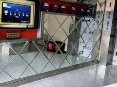 -Zsmart智尚酒店(上海北外滩四川北路东宝兴路地铁站店)