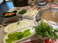 -左庭右院鲜牛肉火锅(浦江欢乐颂店)
