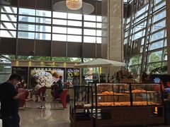 -西安绿地假日酒店