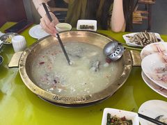 -颜氏双江清水鱼一养身火锅(磁器口店)