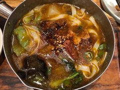 8小时慢炖半筋半肉粉套餐-小满手工粉(上海月星环球港店)