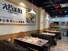 大堂-阿里巴巴海鲜烧烤家常菜(黄岛店)