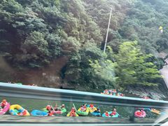 -安吉龙王山峡谷漂流